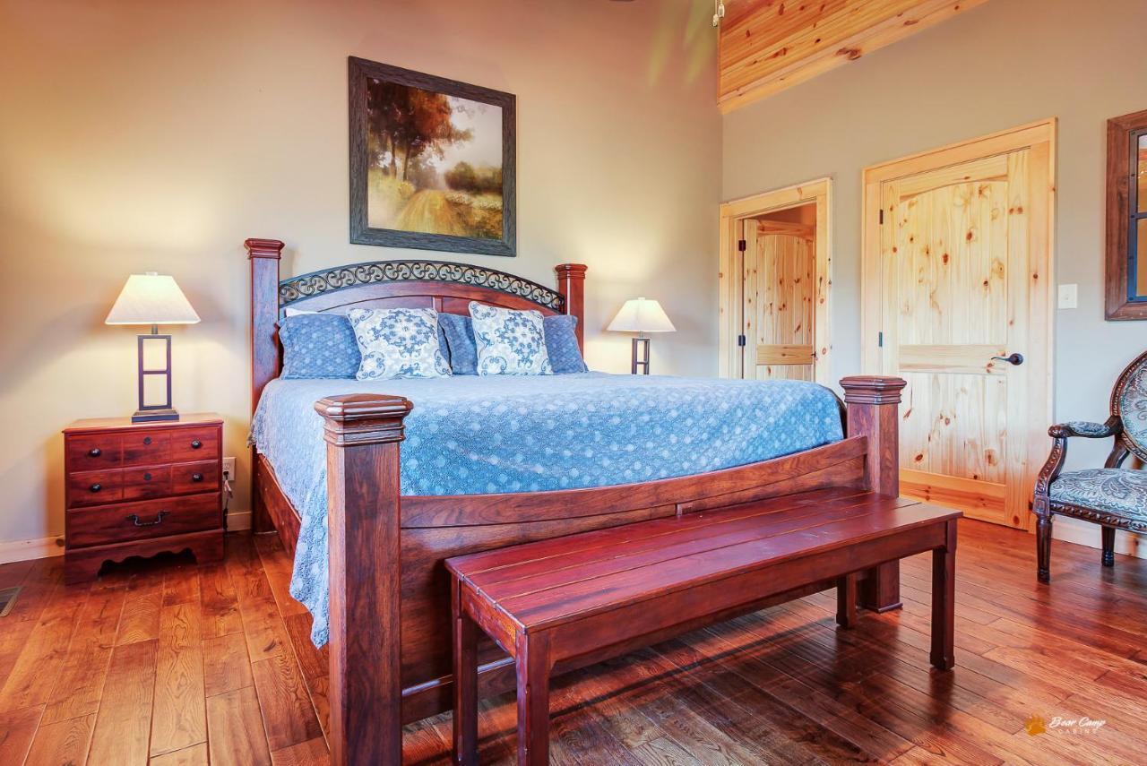 Majestic View Lodge, Amazing Views, Hot Tub, 1089 Free Tickets Each Paid Day, Dollywood And More 蓋特林堡 外观 照片
