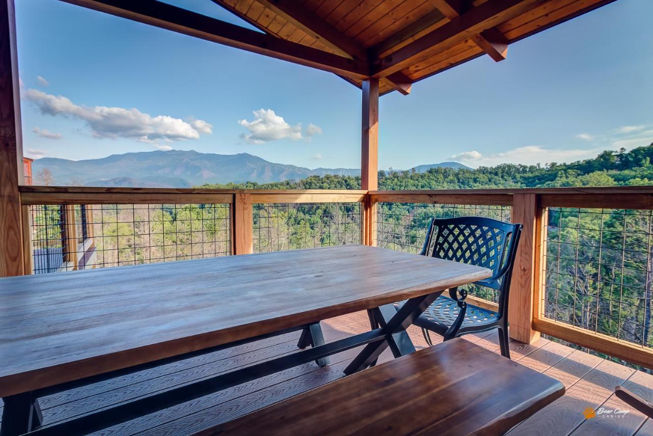 Majestic View Lodge, Amazing Views, Hot Tub, 1089 Free Tickets Each Paid Day, Dollywood And More 蓋特林堡 外观 照片